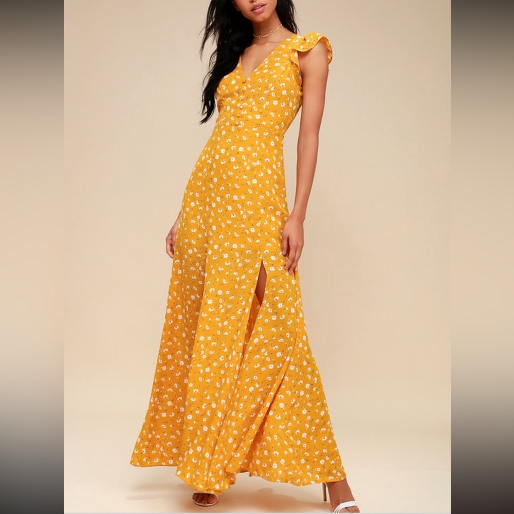 Brand new with tags lulus floral dress no stretch